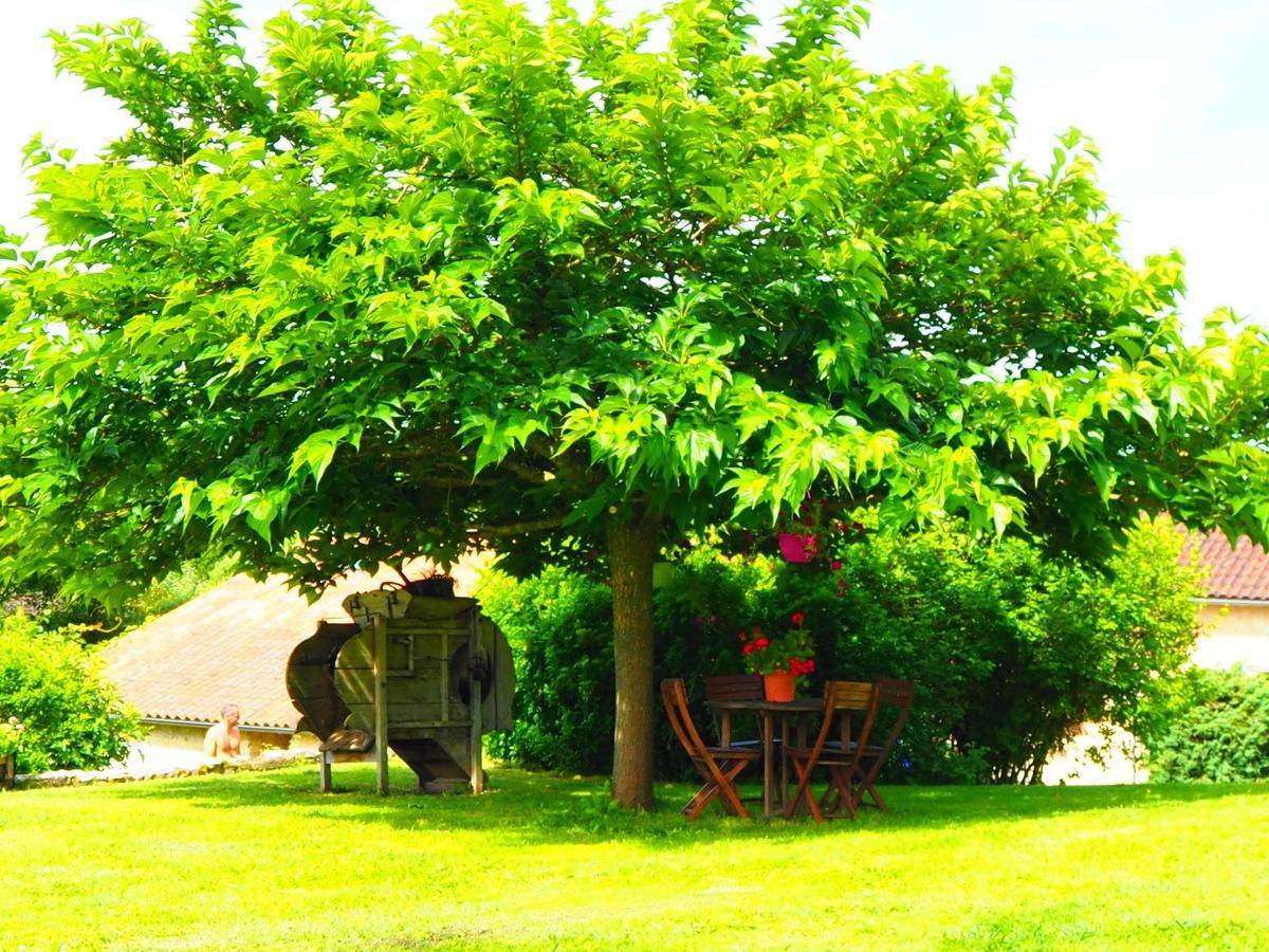 La Belle Verte Grignols  Exteriör bild